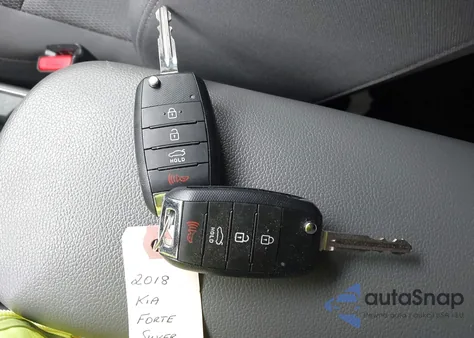 2018 Kia Forte Lx из США, поврежденный, VIN 3KPFK4A78JE175760